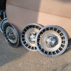 3-15 Ford truck hubcaps