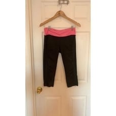 Lululemon athletic capri leggings