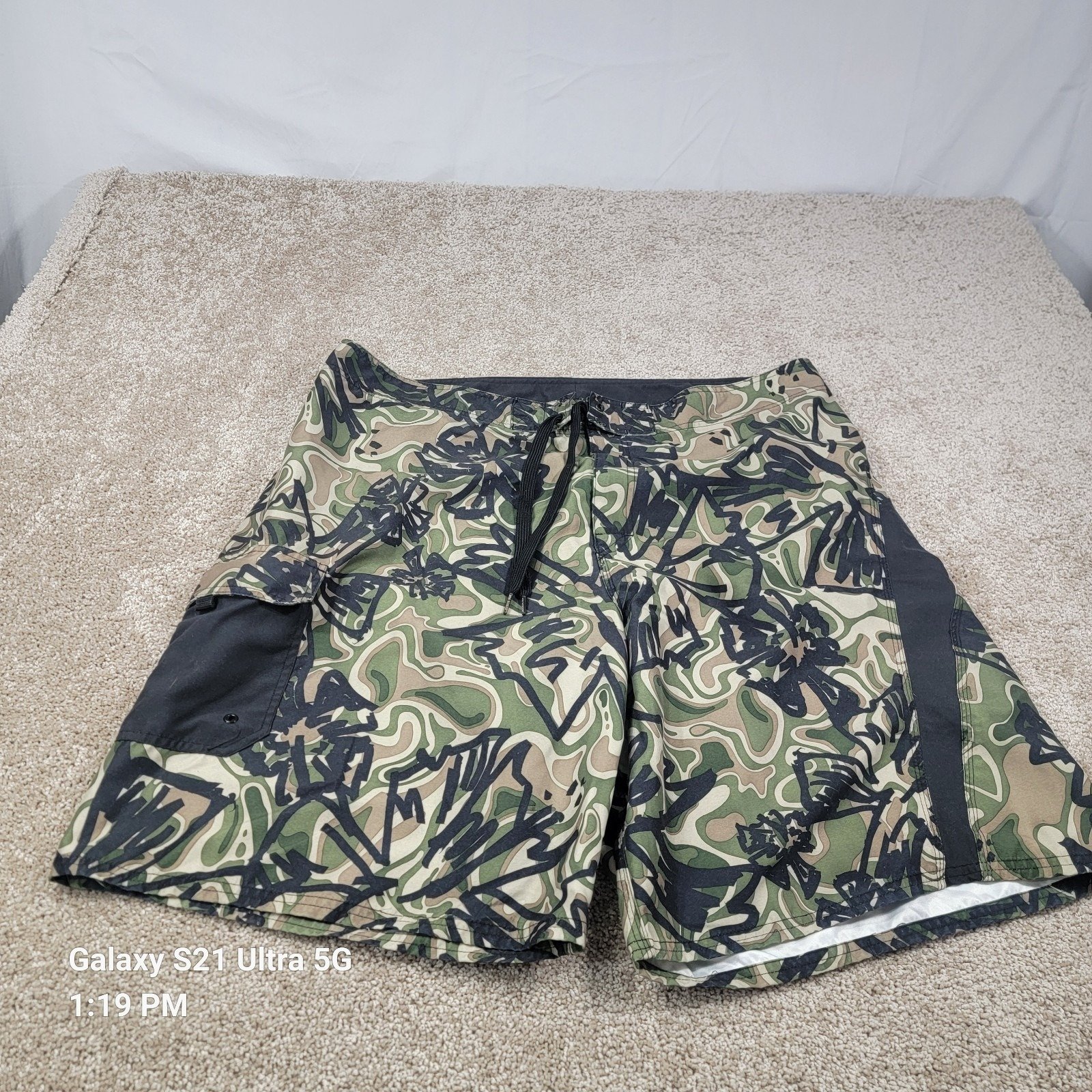 Joe Boxer Swim Board Shorts Men Size XL Black Green Camouflage Zip Pocket Beach