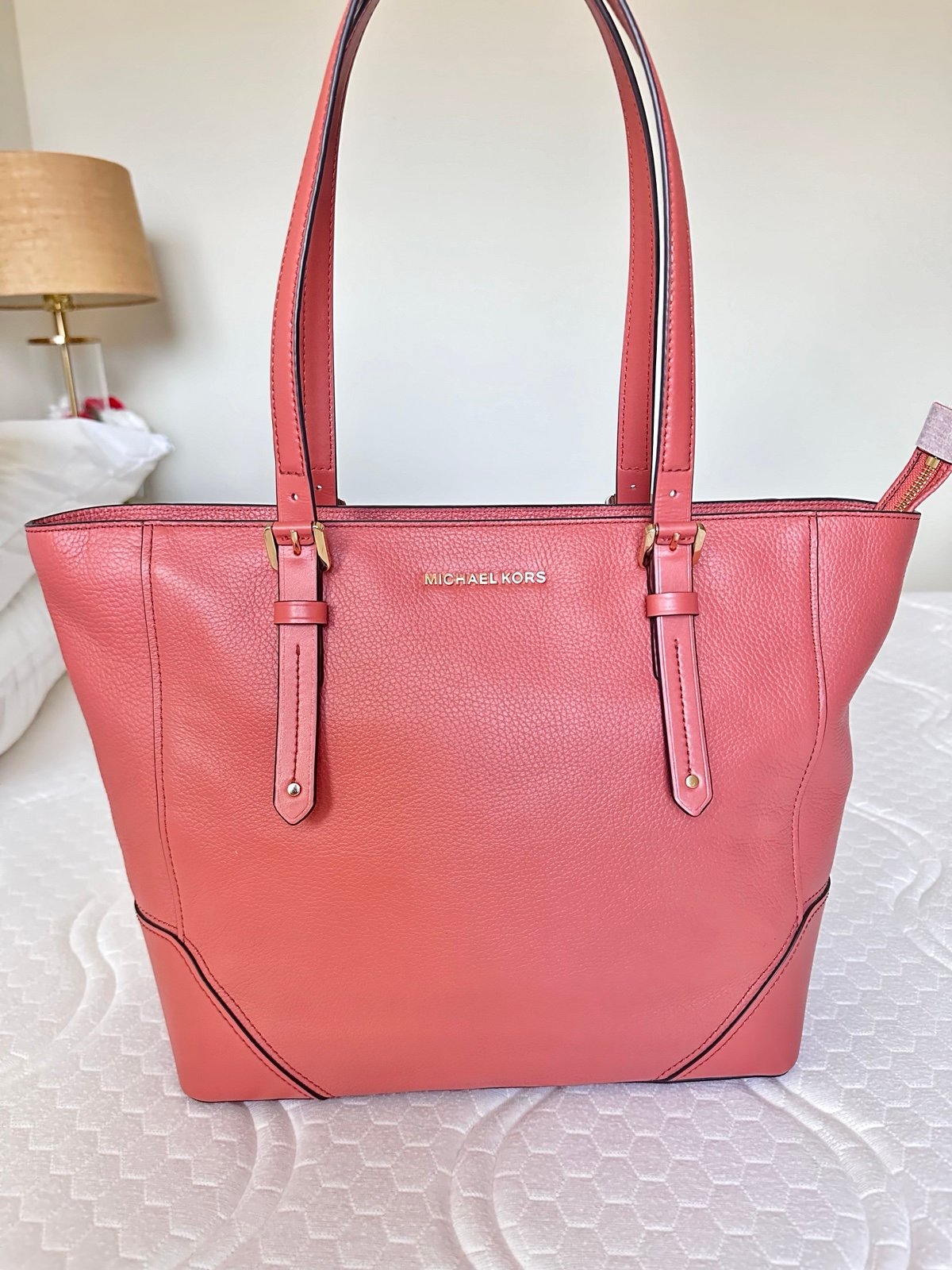 Michael Kors Aria tote sunset peach