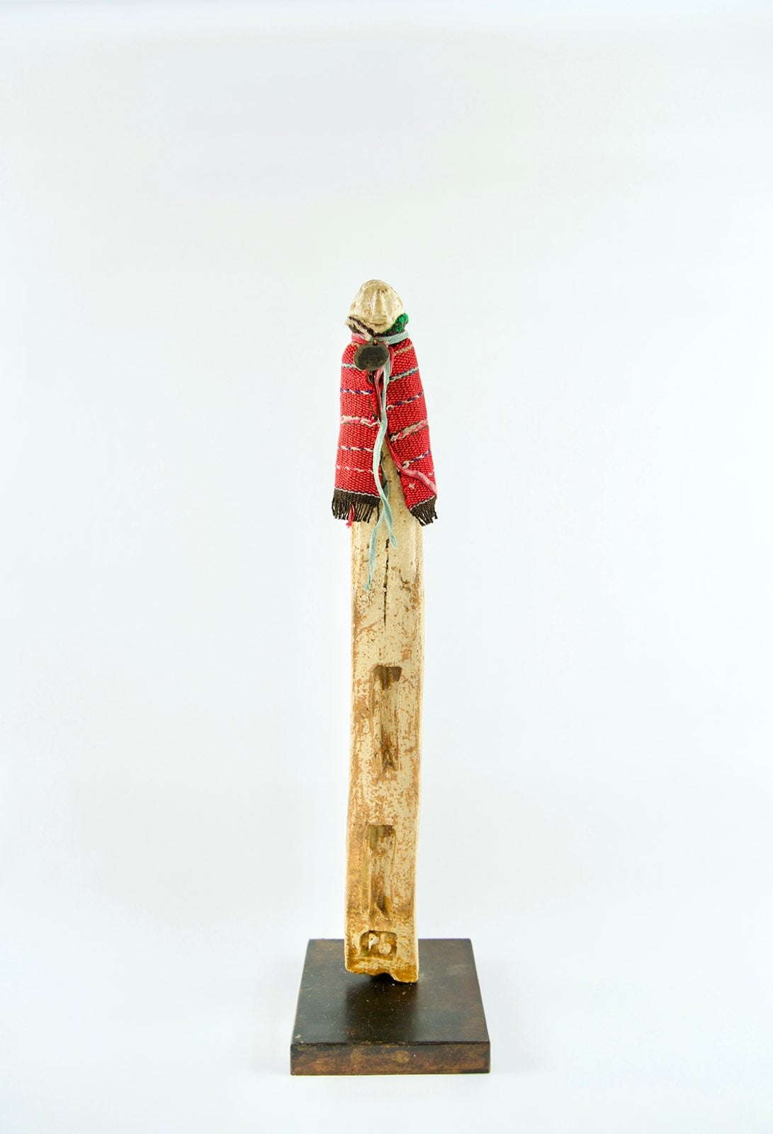 Stoneware clay ceramic sculpture made by