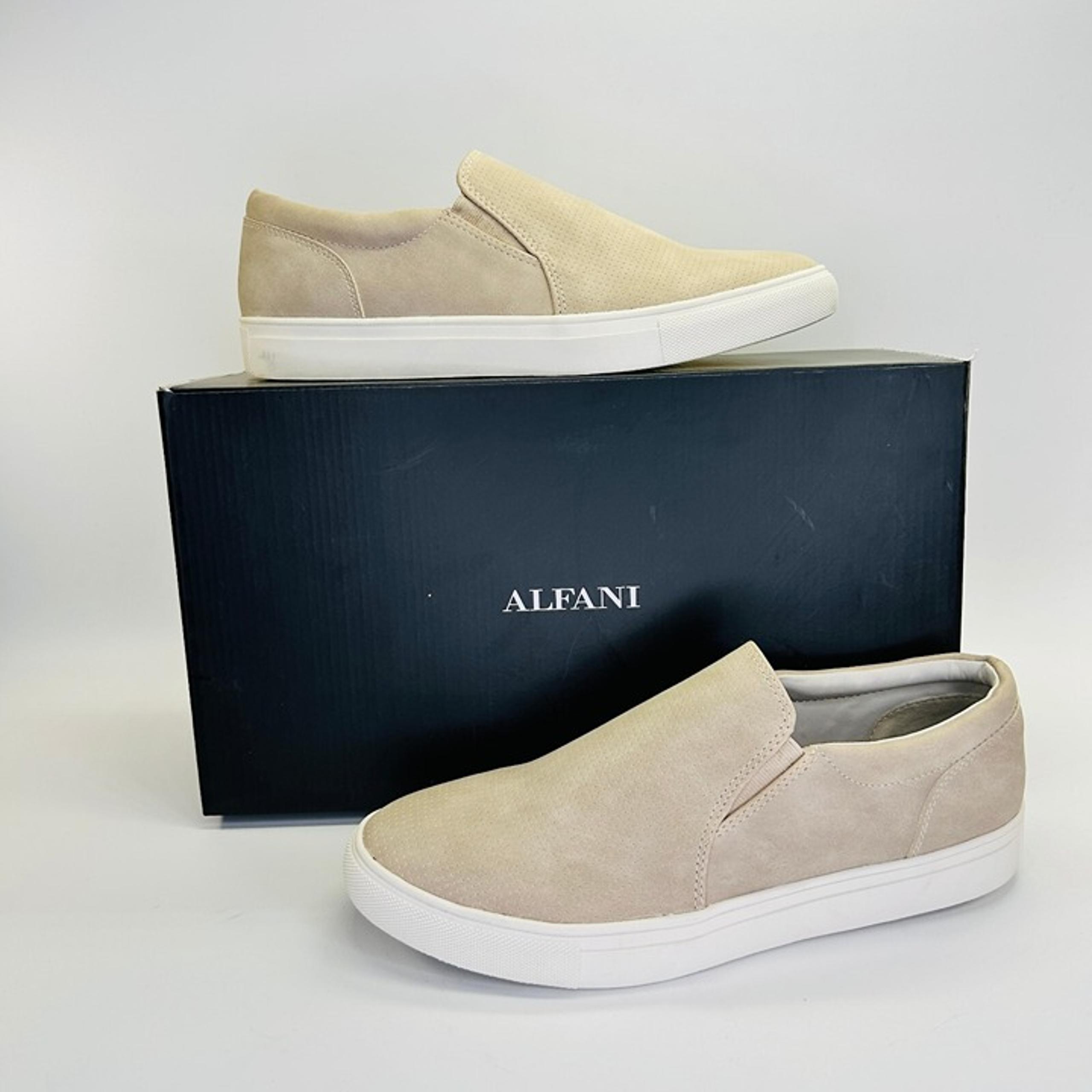 Alfani Mens Thomas Slip-On Sneakers Size 9M Off White Faux Suede Casual