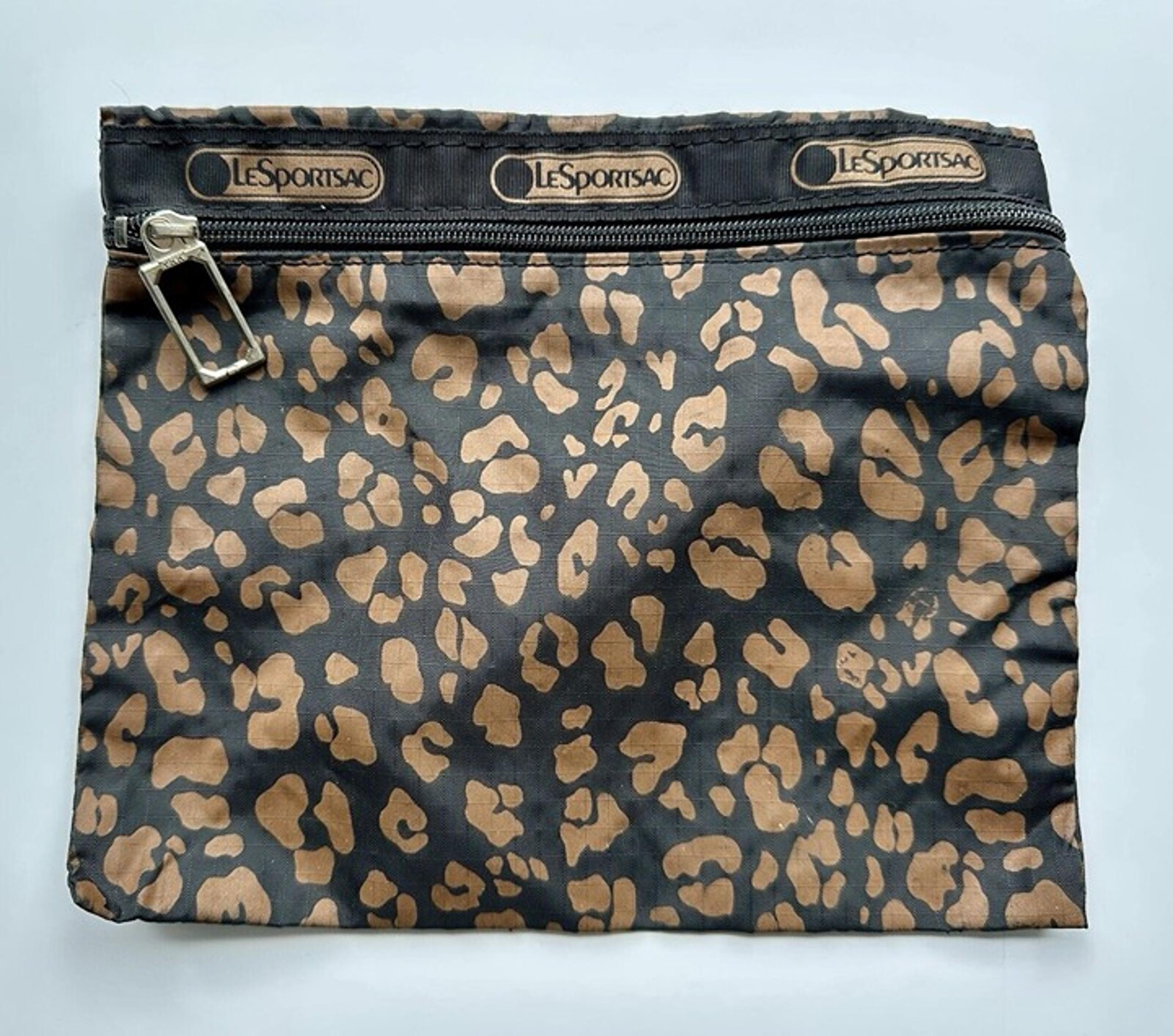 LeSportsac Cosmetic Bag Army Cheetah Print Animal Print Zipper Make Up, Wallet