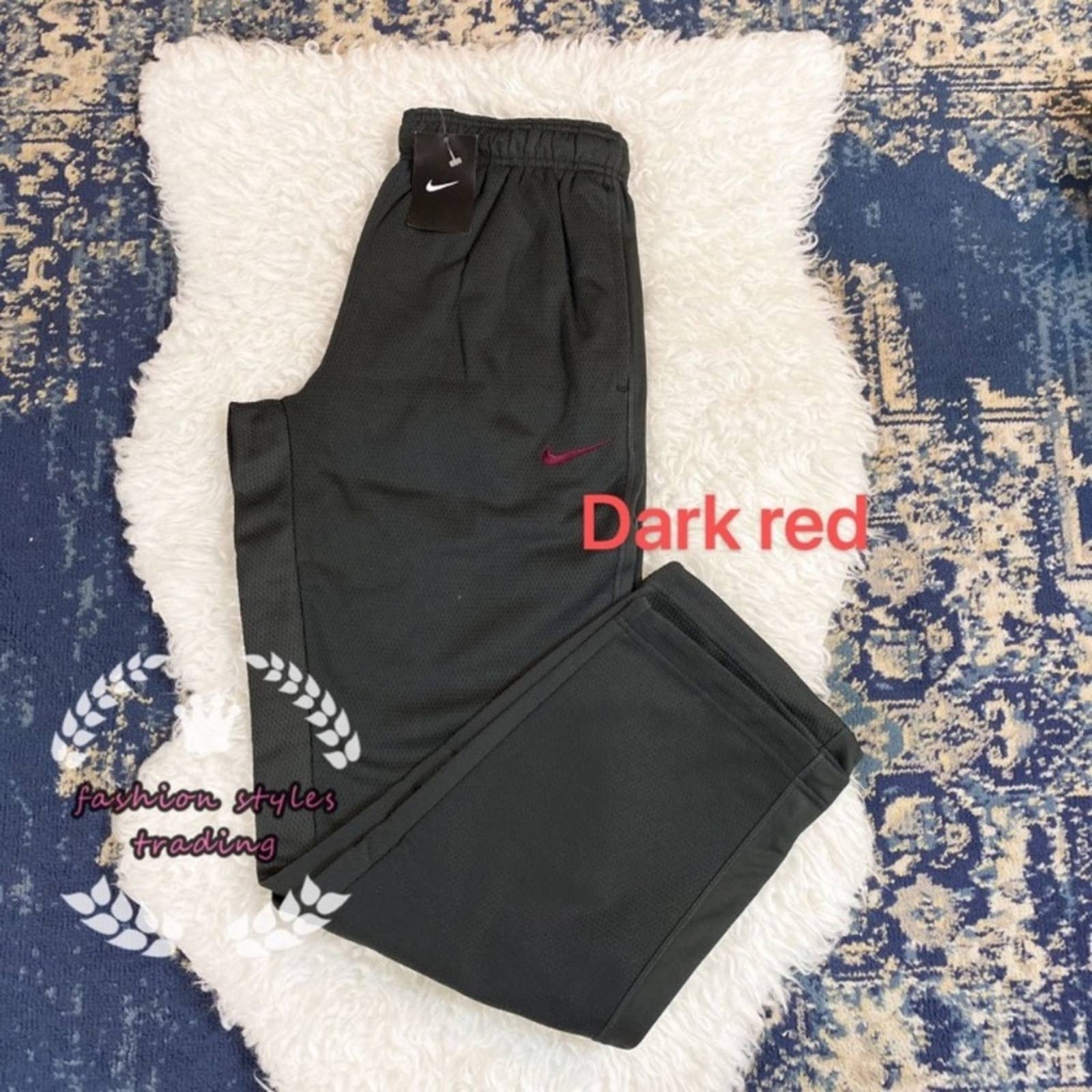 Nike Men's Therma-Fit Fleece Pant In dark red XS