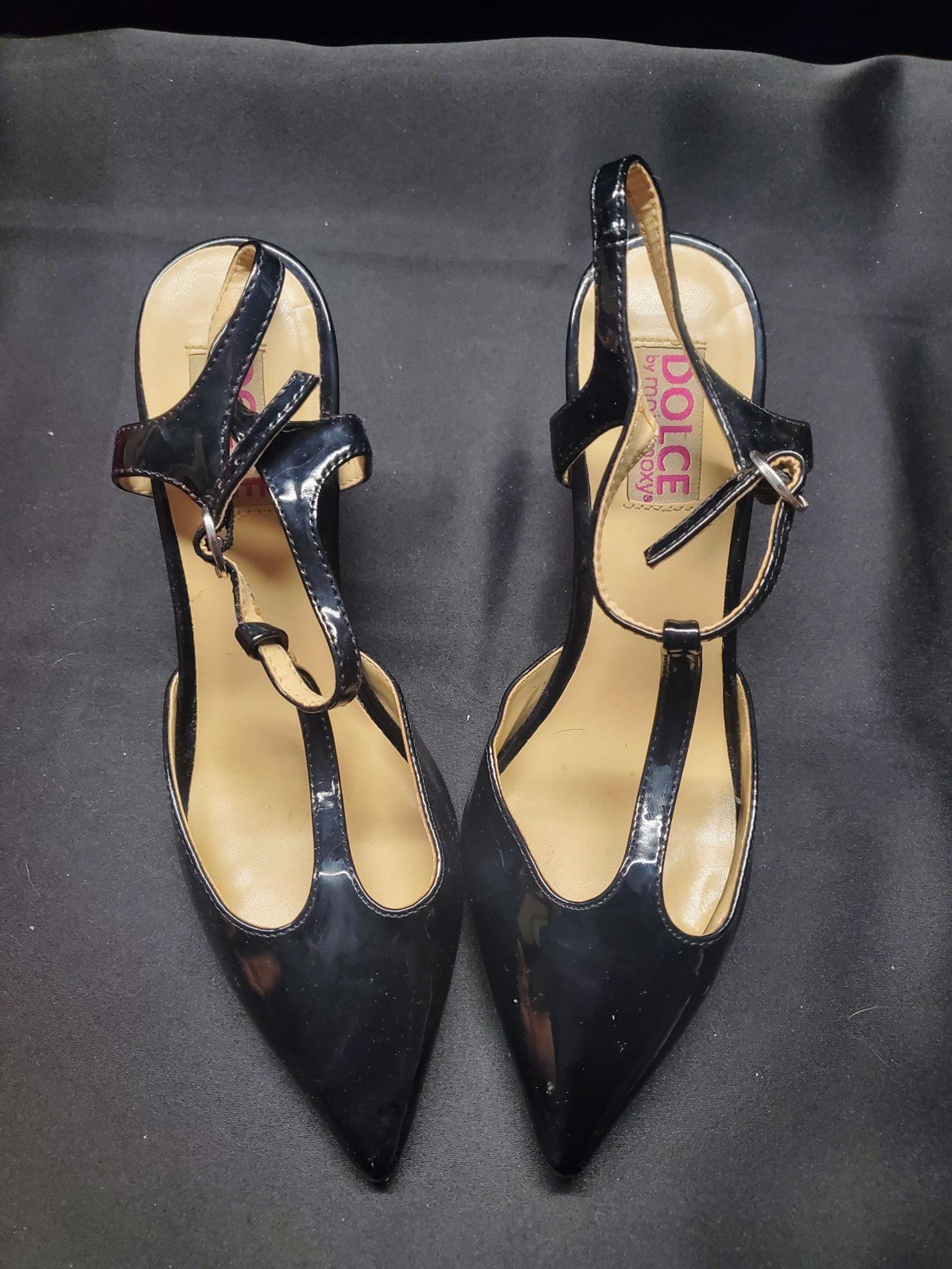 Dolce by Mojo Moxy Women's Constance Black Faux Patent Leather Pumps Size 8