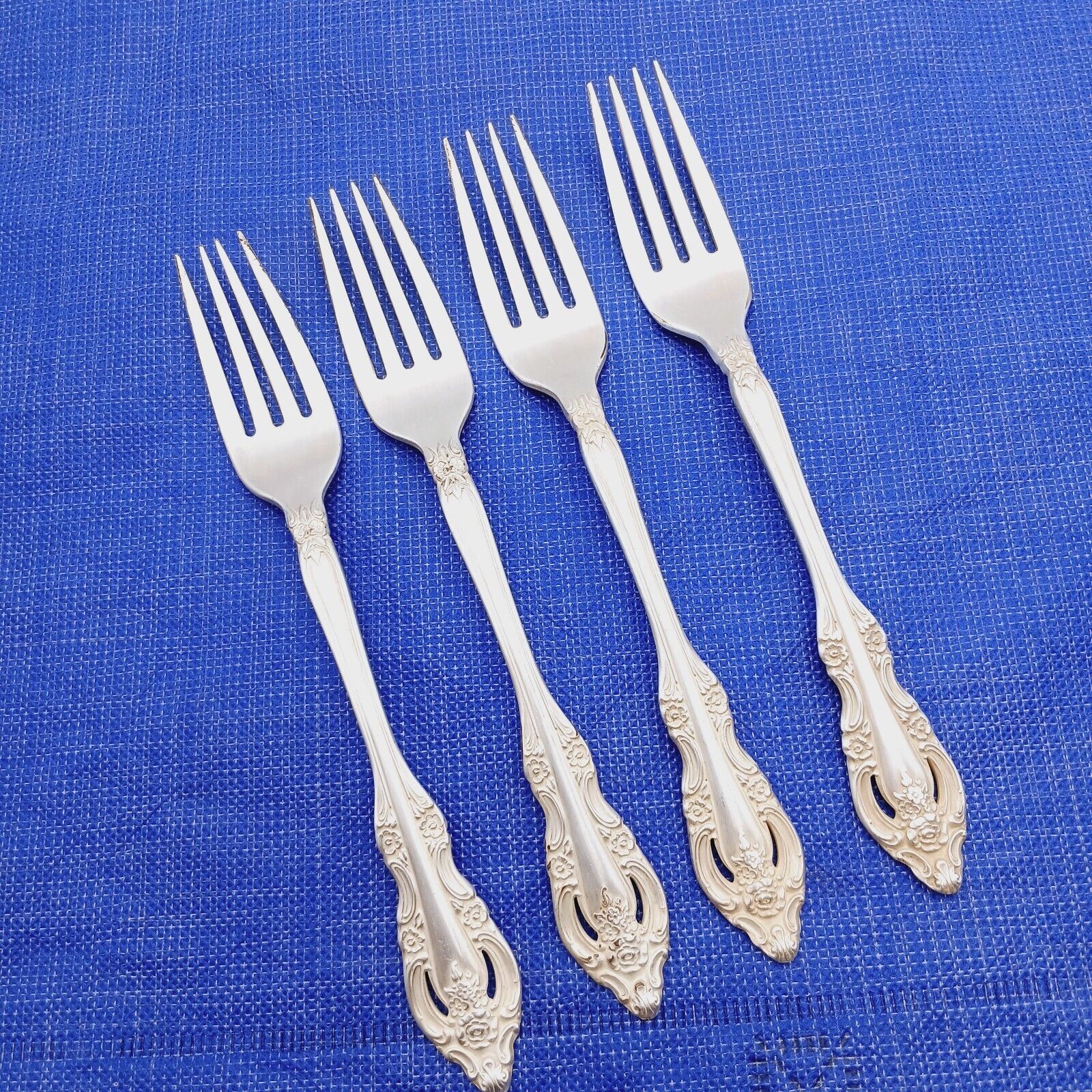 Oneida Community SILVER ARTISTRY Set 4 Dinner Fork Silverplate Flatware VTG