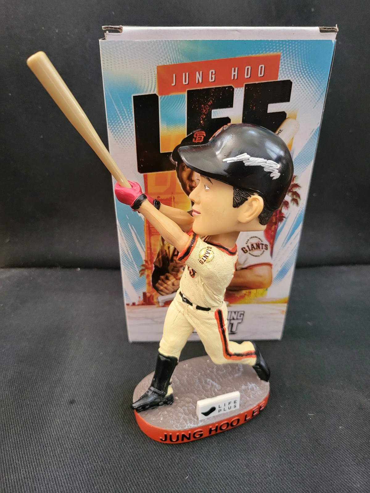 Jung Hoo Lee signed bobblehead