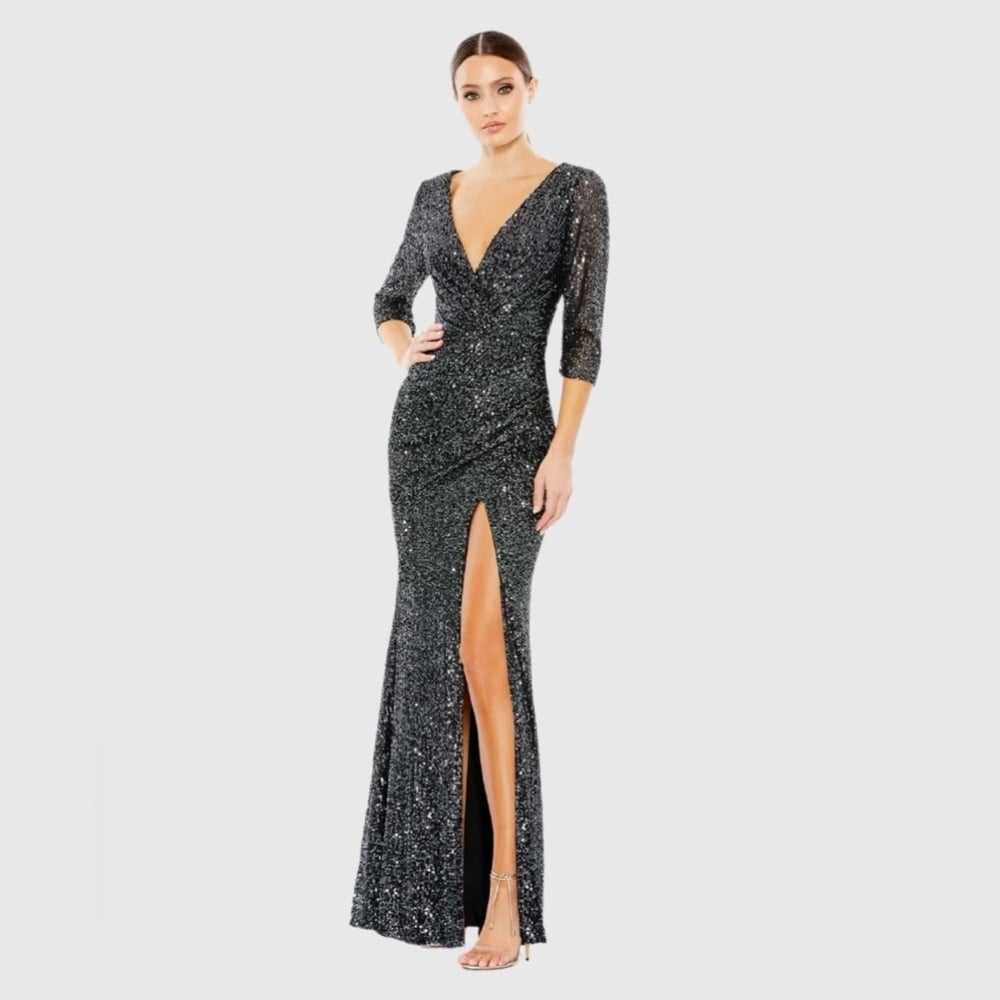 Size 4 IEENA FOR MAC DUGGAL 42015 NWT Sequined Draped 3/4 Sleeve Gown