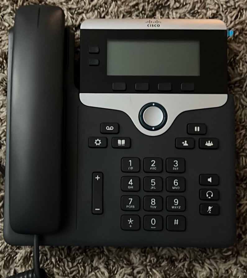 Cisco CP-7821 phone and Cisco Meraki Z3 wireless router