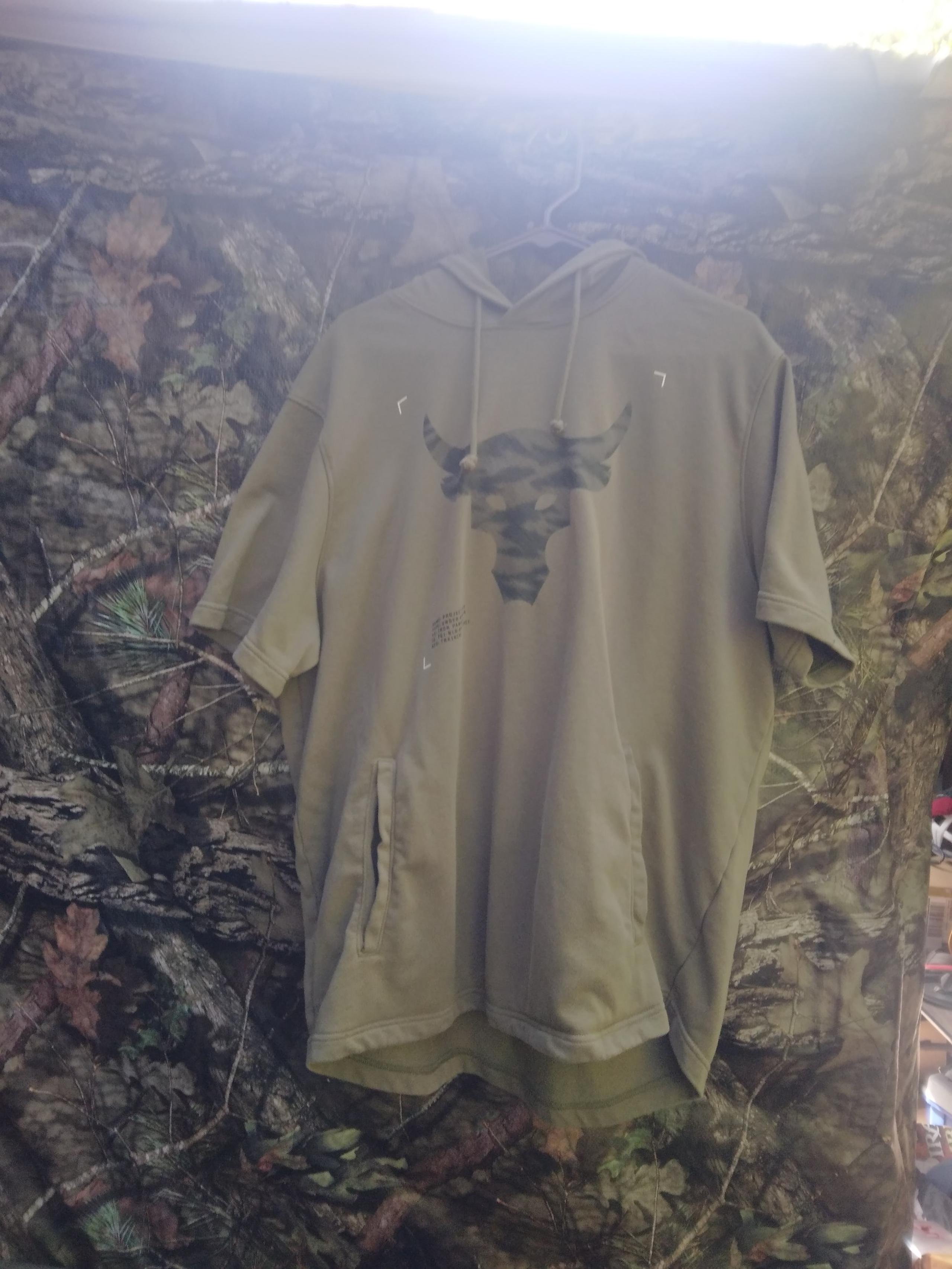 Under Armour Hoodie sweet shirt