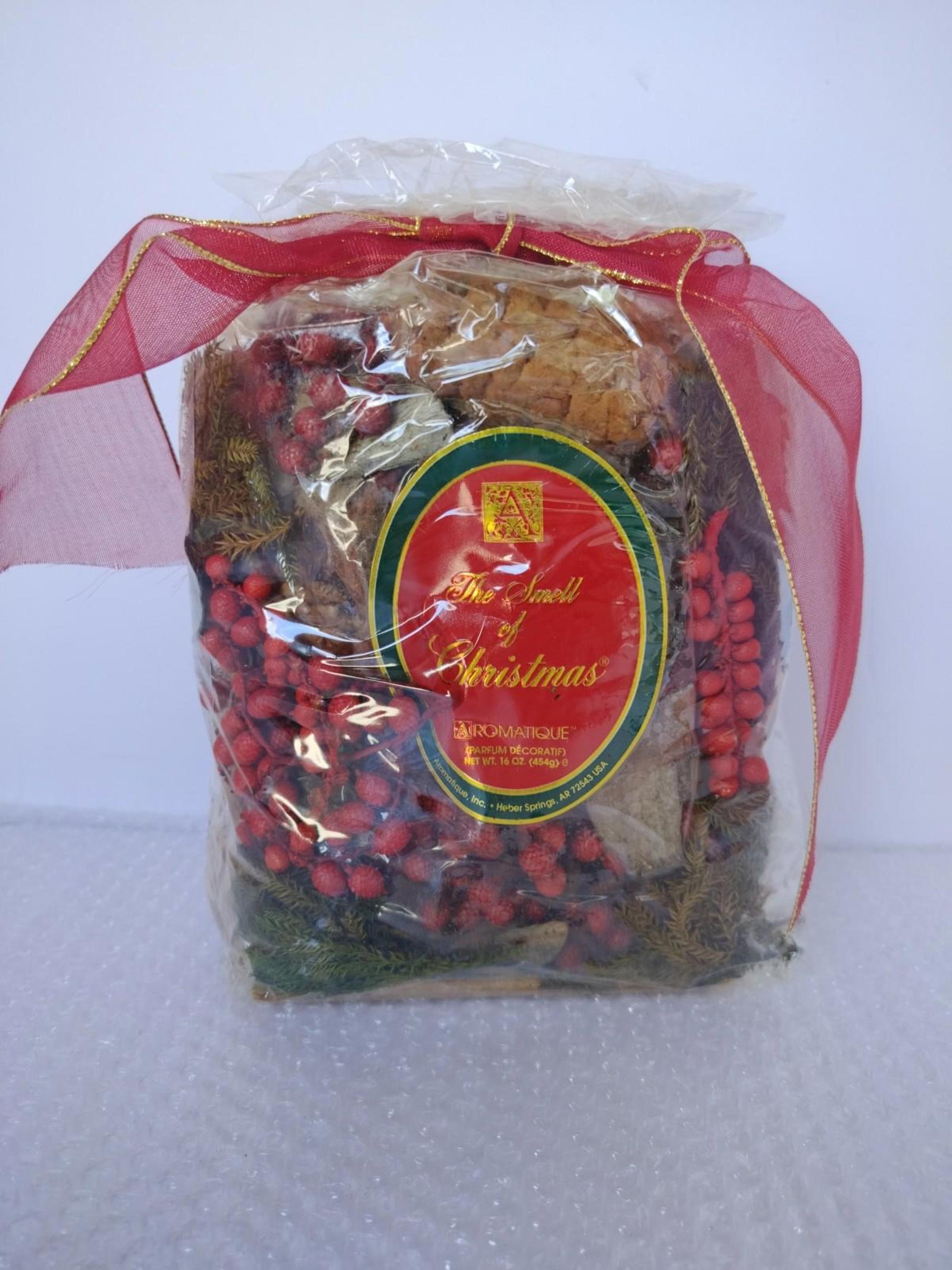 Aromatique Smell of Christmas Potpourri Decorative Fragrance Bag Standard 16-oz