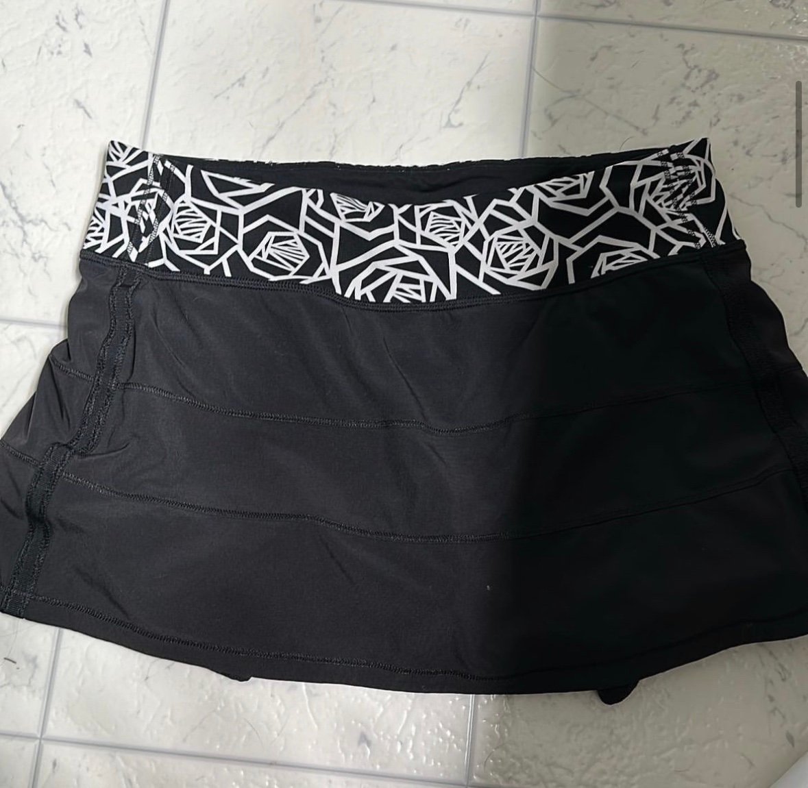 Lululemon Pace Rival skirt