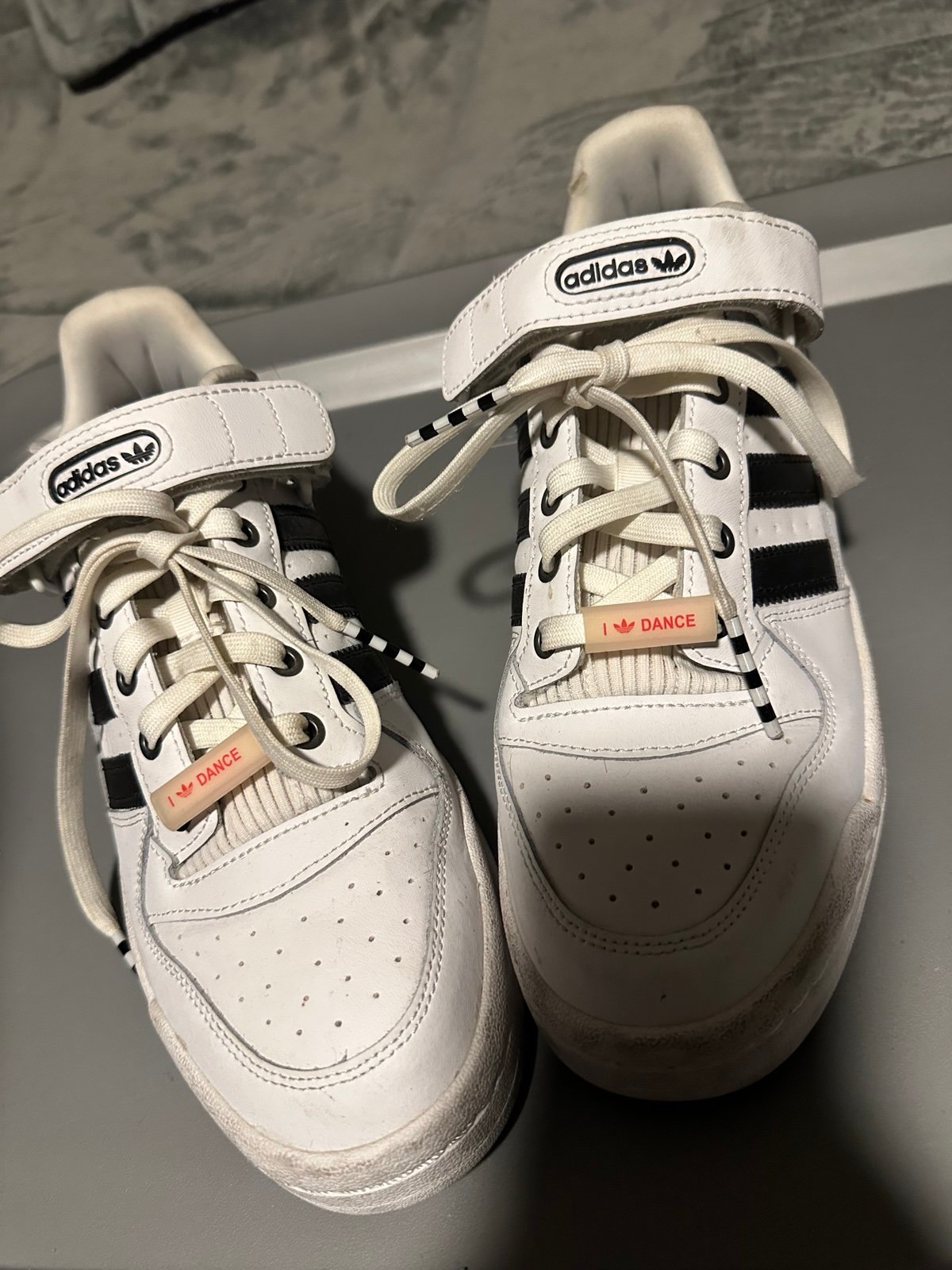 Adidas Sneakers
