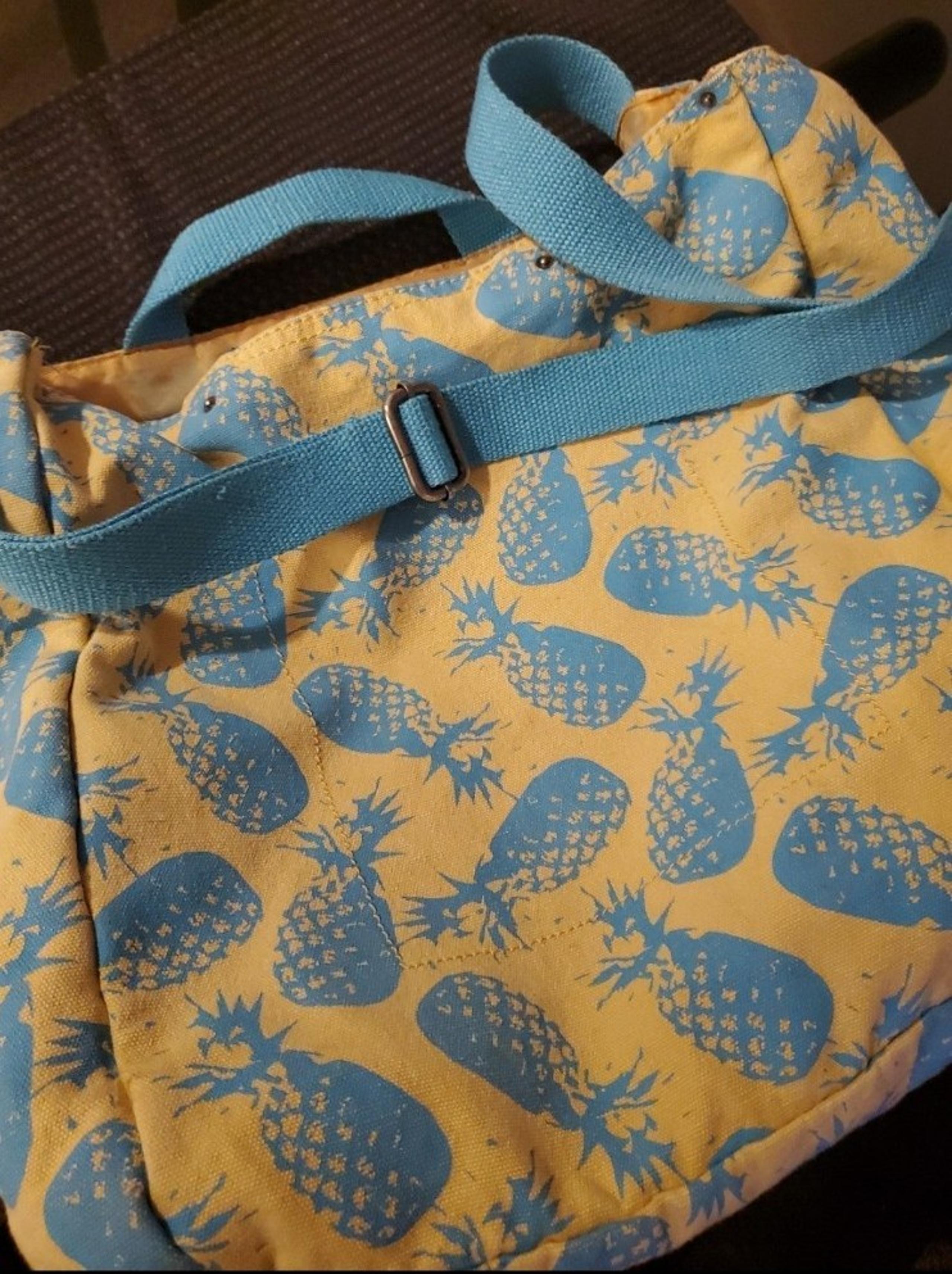 Mossimo purse