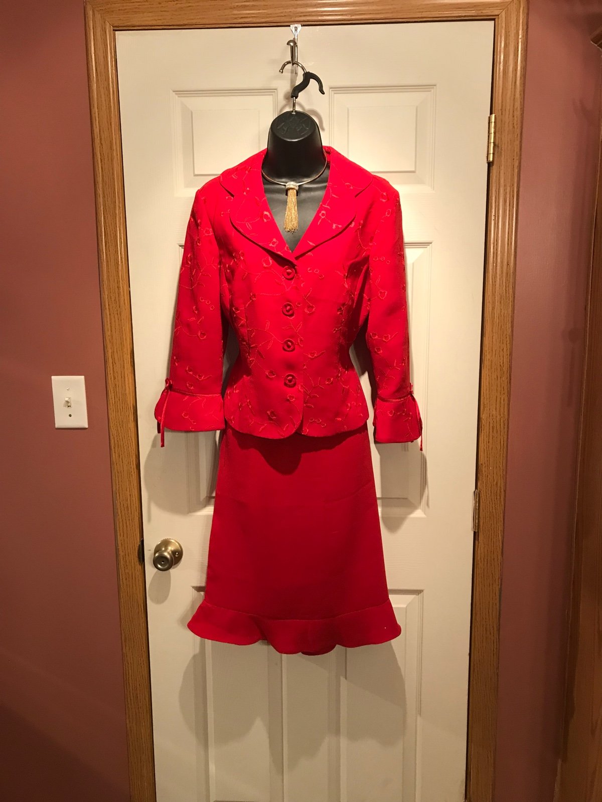Two piece dress suit
