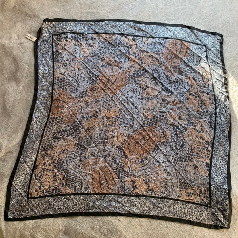 adrienne landau designer scarf