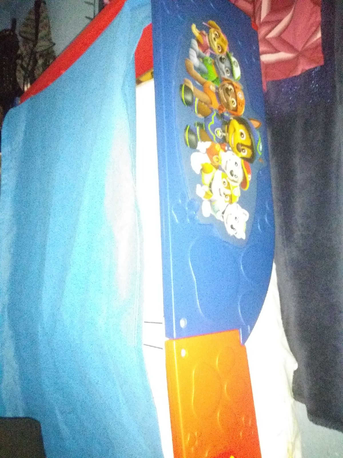 Kids bed