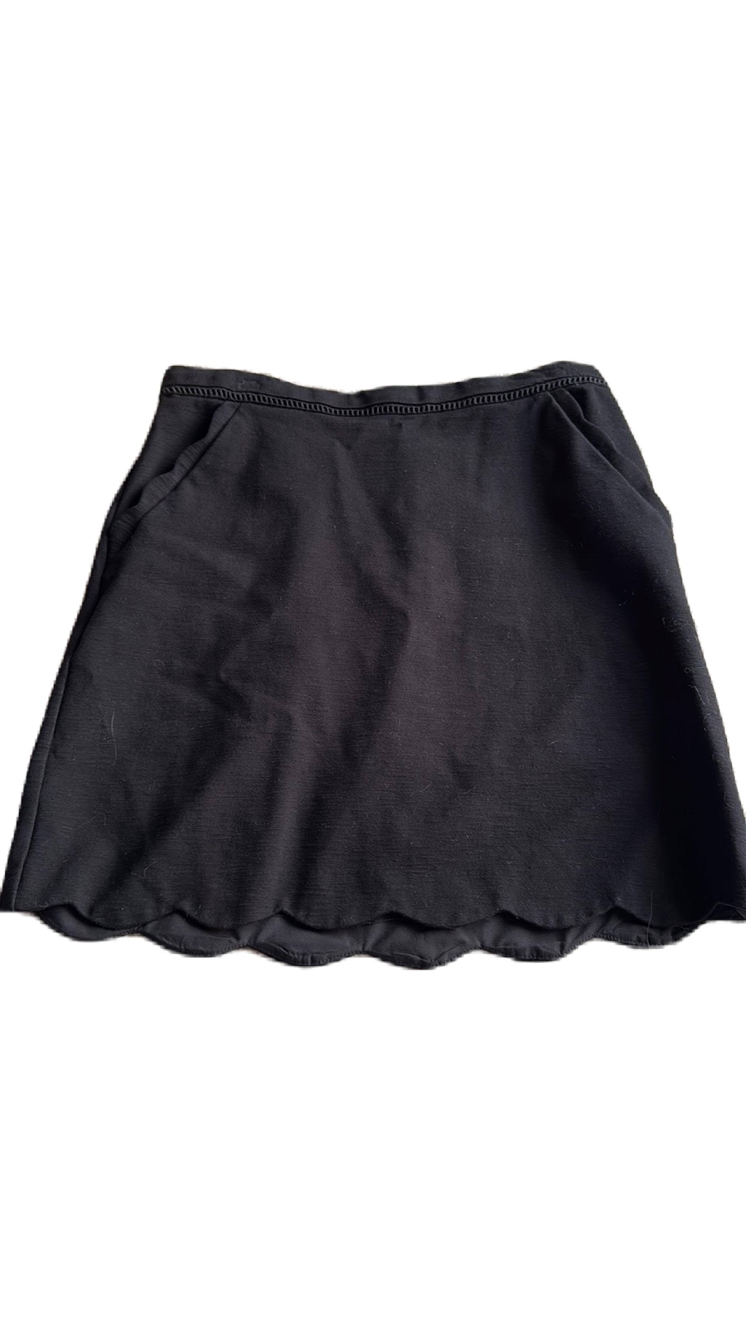 Skies are Blue L black Berenice scallop edge and pocket elastic waist pencil ski