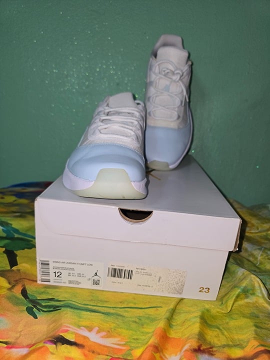 Brand New Nike Jordan 11 low Women’s 12/Mens10.5