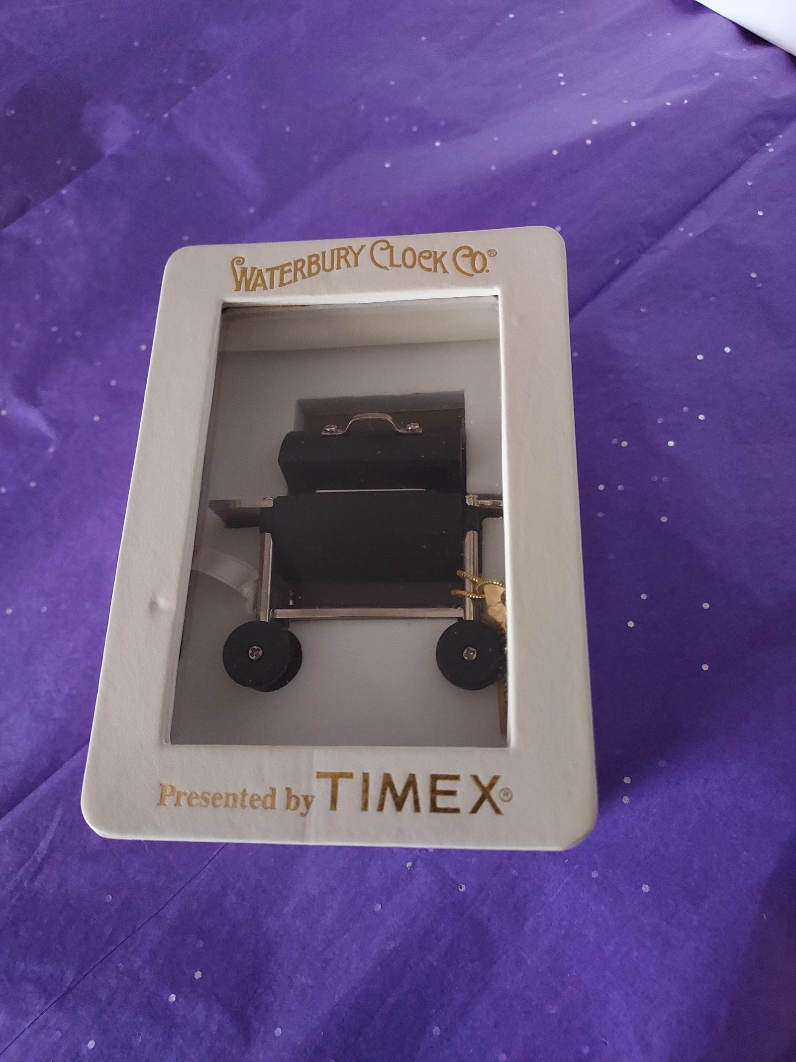 Vintage 1990's Waterbury Clock Co Timex Mini Barbecue Grill design Clock - New