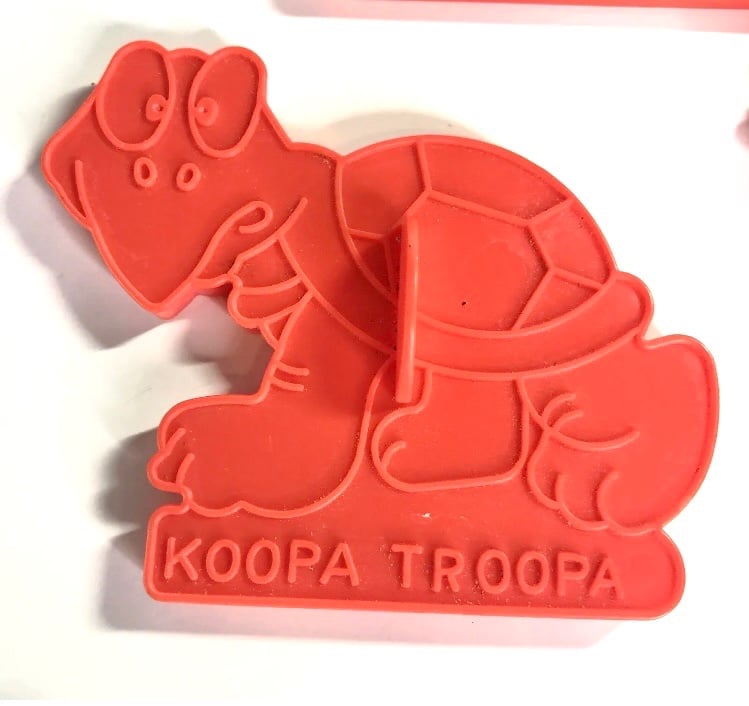 Super Mario Brothers Cookie Wilton Cutter Vintage Nintendo 1989 Koopa Troopa Super Mario Brothers Cookie Wilton Cutter Vintage Nintendo 1989 Koopa Troopa