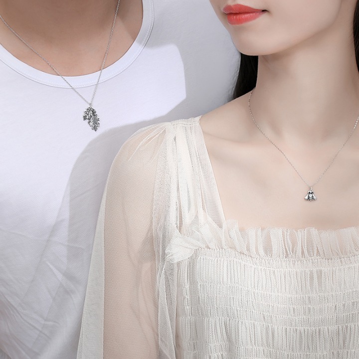 Oak and Kapok Couple Necklace