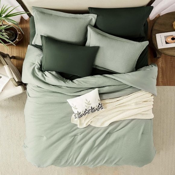 Home Sage Green 8 Pieces Lightweight Comforter Sheets Pillowcases & Shams Set