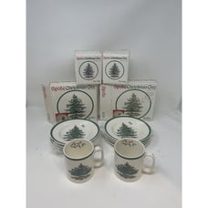 Spode Christmas Tree Collection Lot S 3324 U, T, & N - 8 Plates 2 Mugs