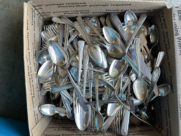 Lot 190 pieces silver plate silverware flatware mixed crafts cater
