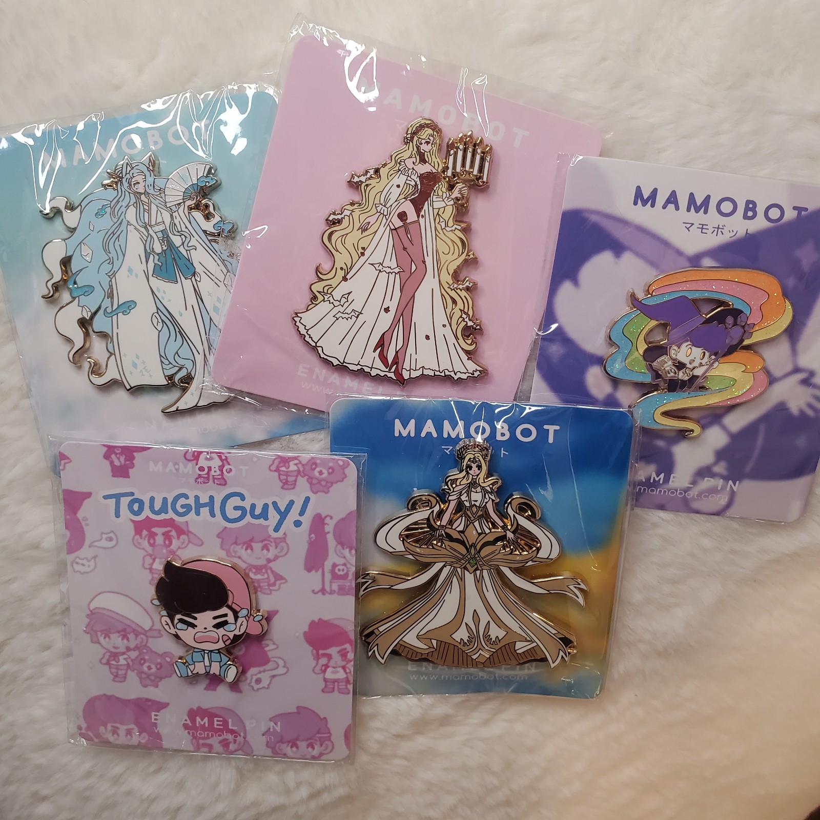 Rin_Loves_Pins | Mercari