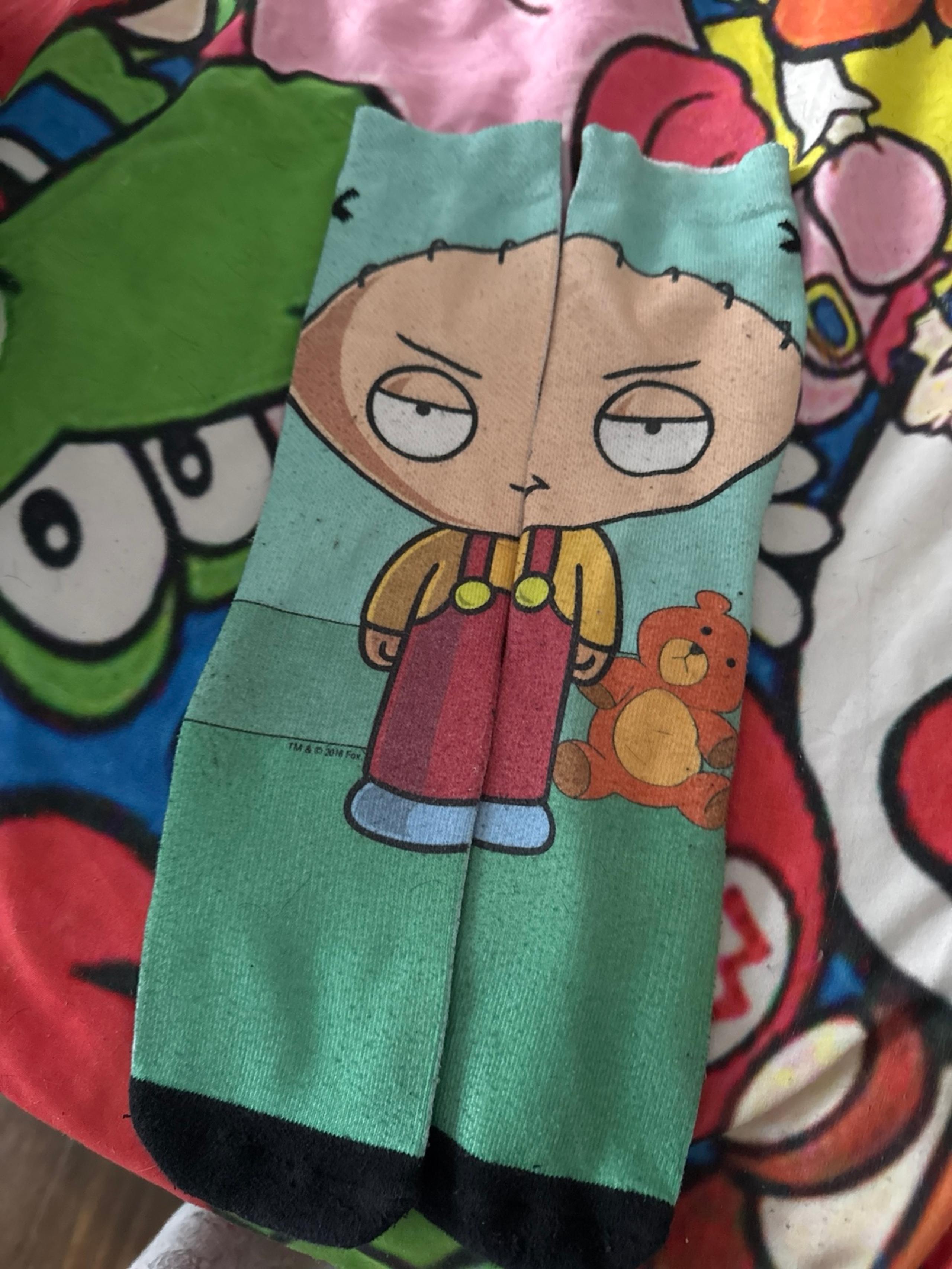 ODD SOX FAMILY GUY STEWIE GRIFFIN CREW SOCKS MENS SIZE 6-13