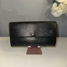 Louis Vuitton Black Epi Sarah Wallet