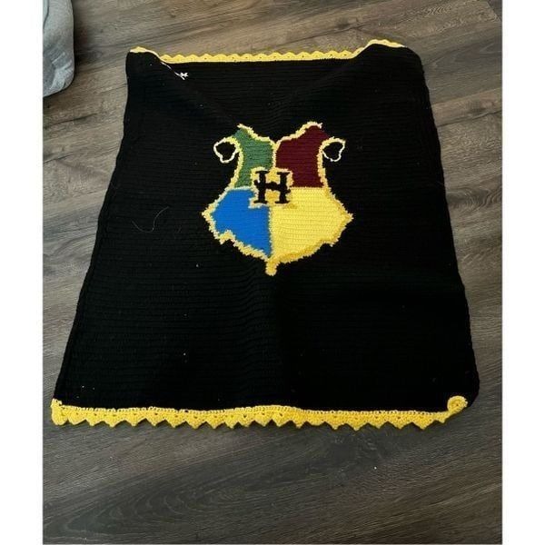 Handmade Hogwarts Houses Harry Potter Crocheted Tapestry
