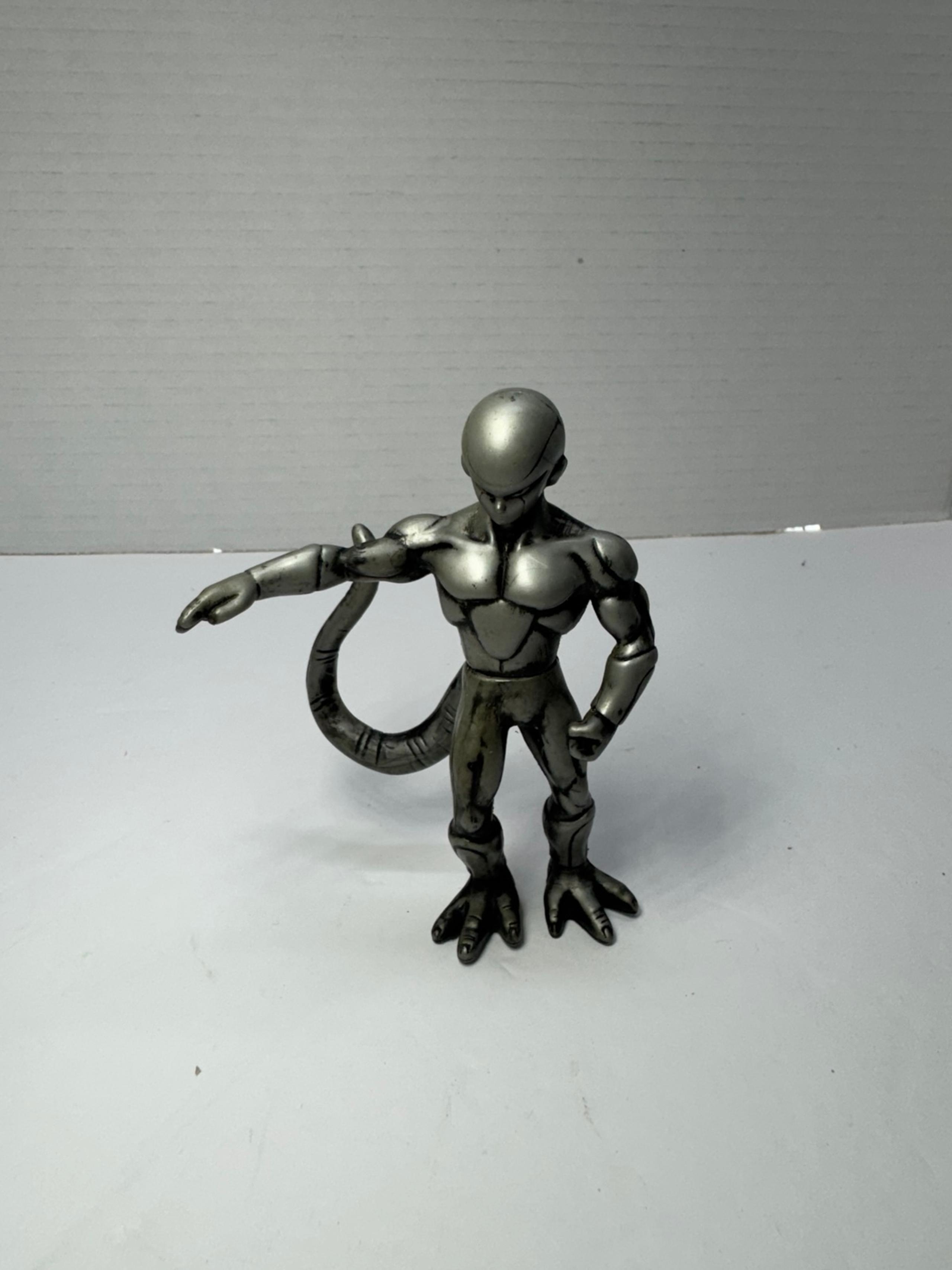 Vintage Dragon Ball Z Silver Frieza Burger King Action Figure Toy 2000 Silver