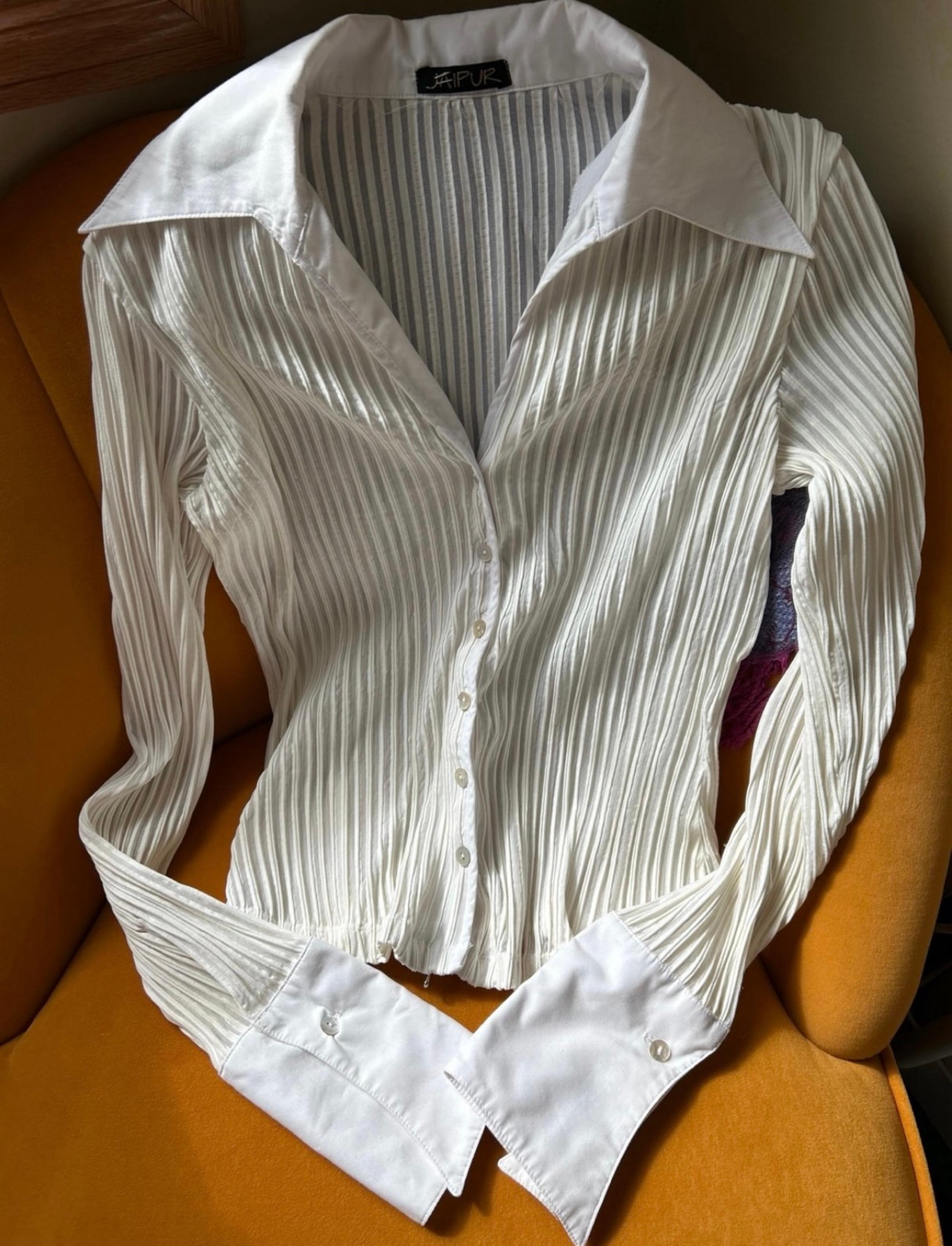 Jaipur 90s/Y2K Collared Long Sleeve Button up Blouse