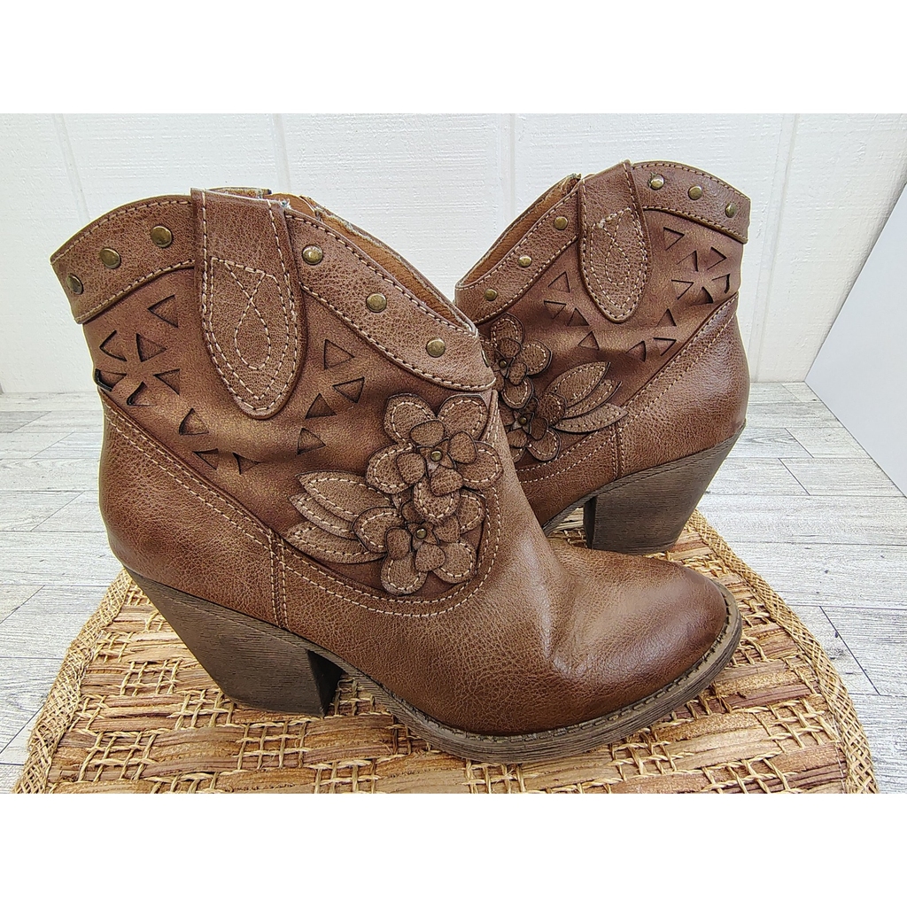 Jellypop Jackyl Ankle Boots Booties Brown Casual Women 7 Western Floral Cutout