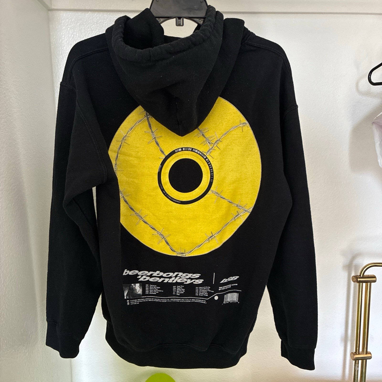 Post Malone Hoodie sweatshirt beer bongs and Bentleys M