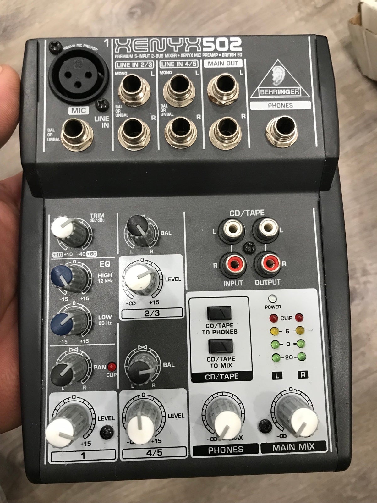 Xenyx502 Mixer No Power Cord