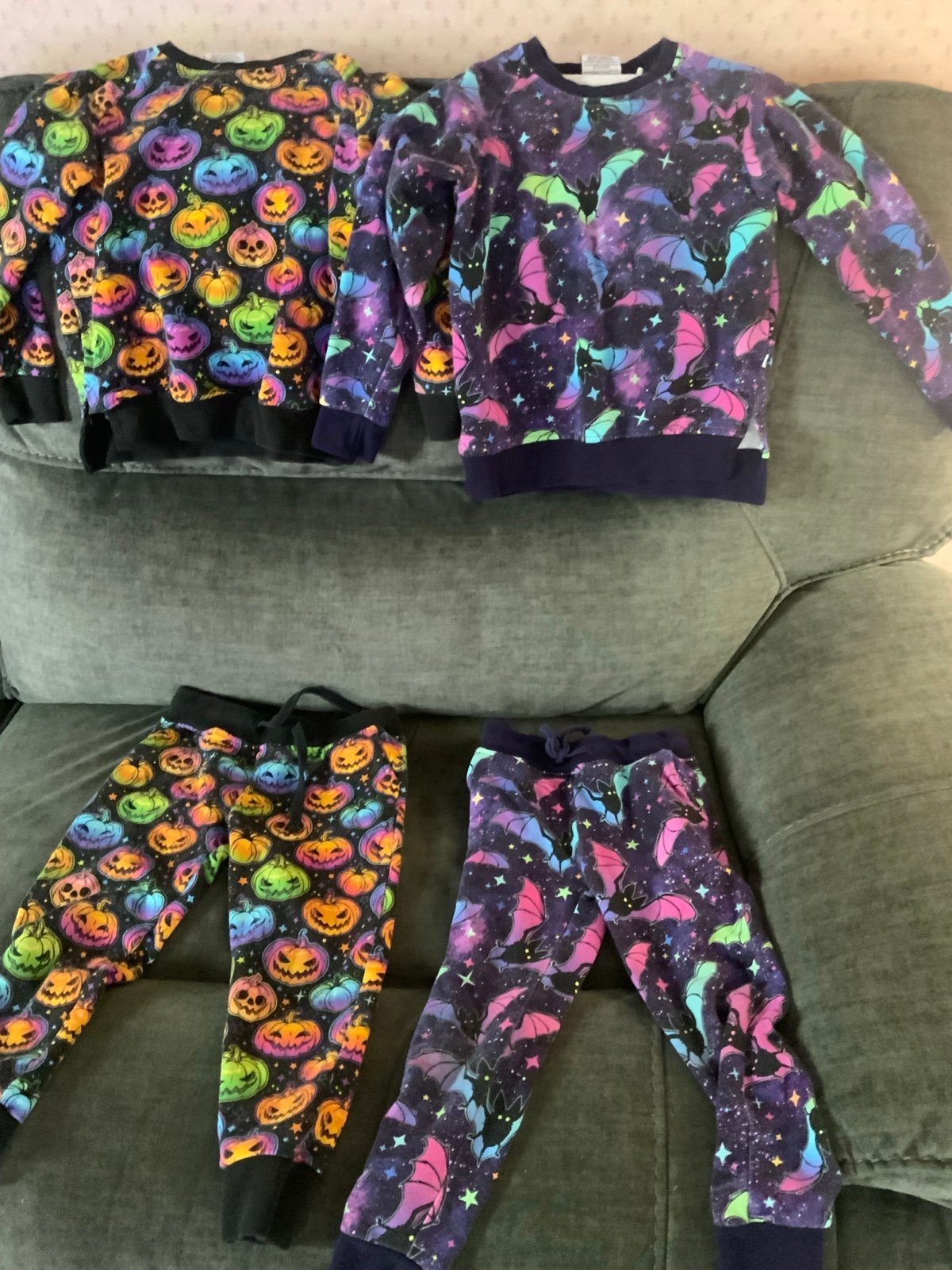 Bum and roses jogger sets