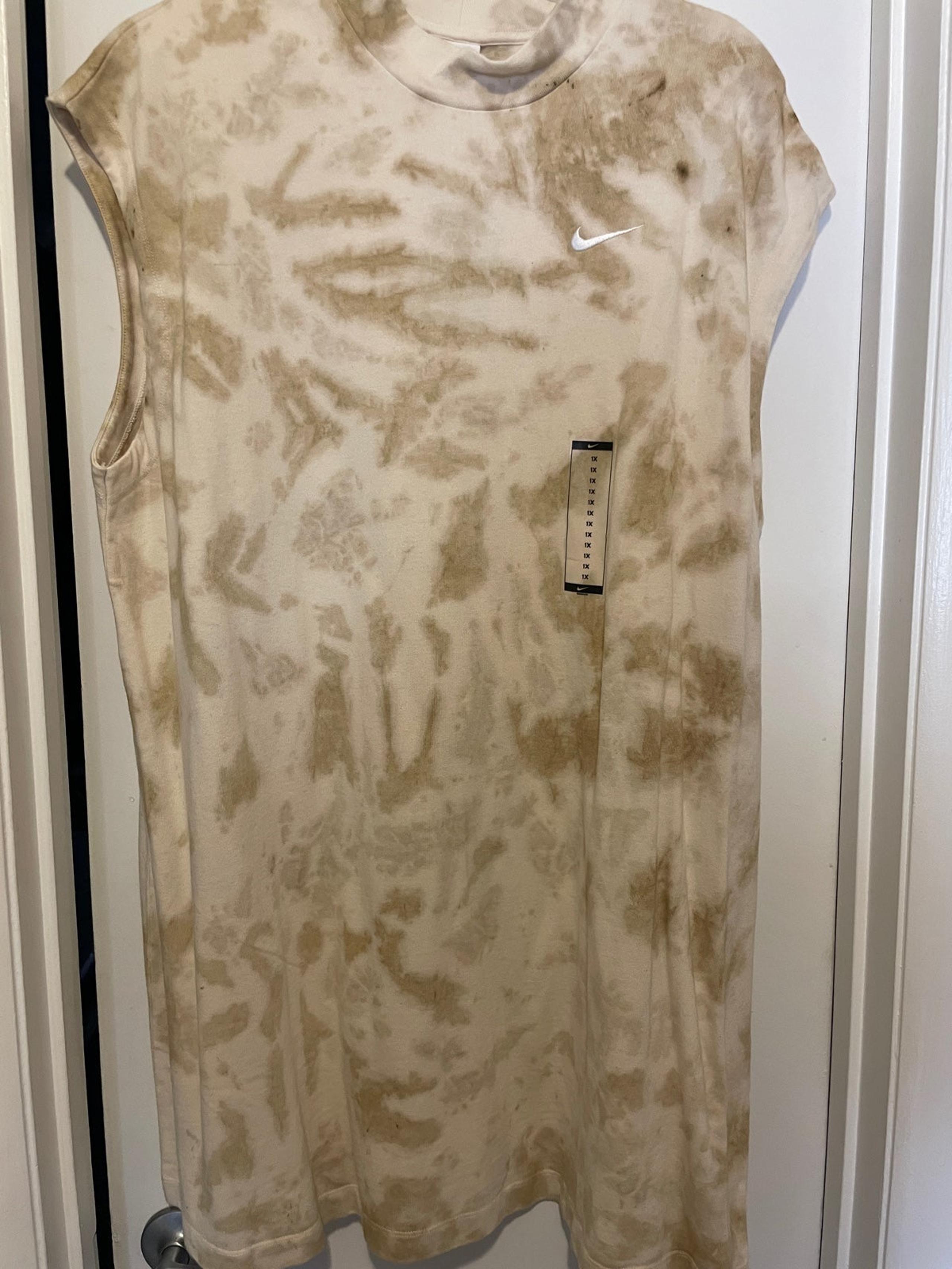 Nike Womens Dress