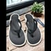 OluKai Pi'oe Flip Flop Slip on Sandals Size 10 Womens
