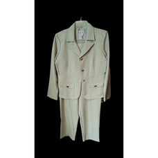 Kari New York 2 Peice 10P Pant Suit Green