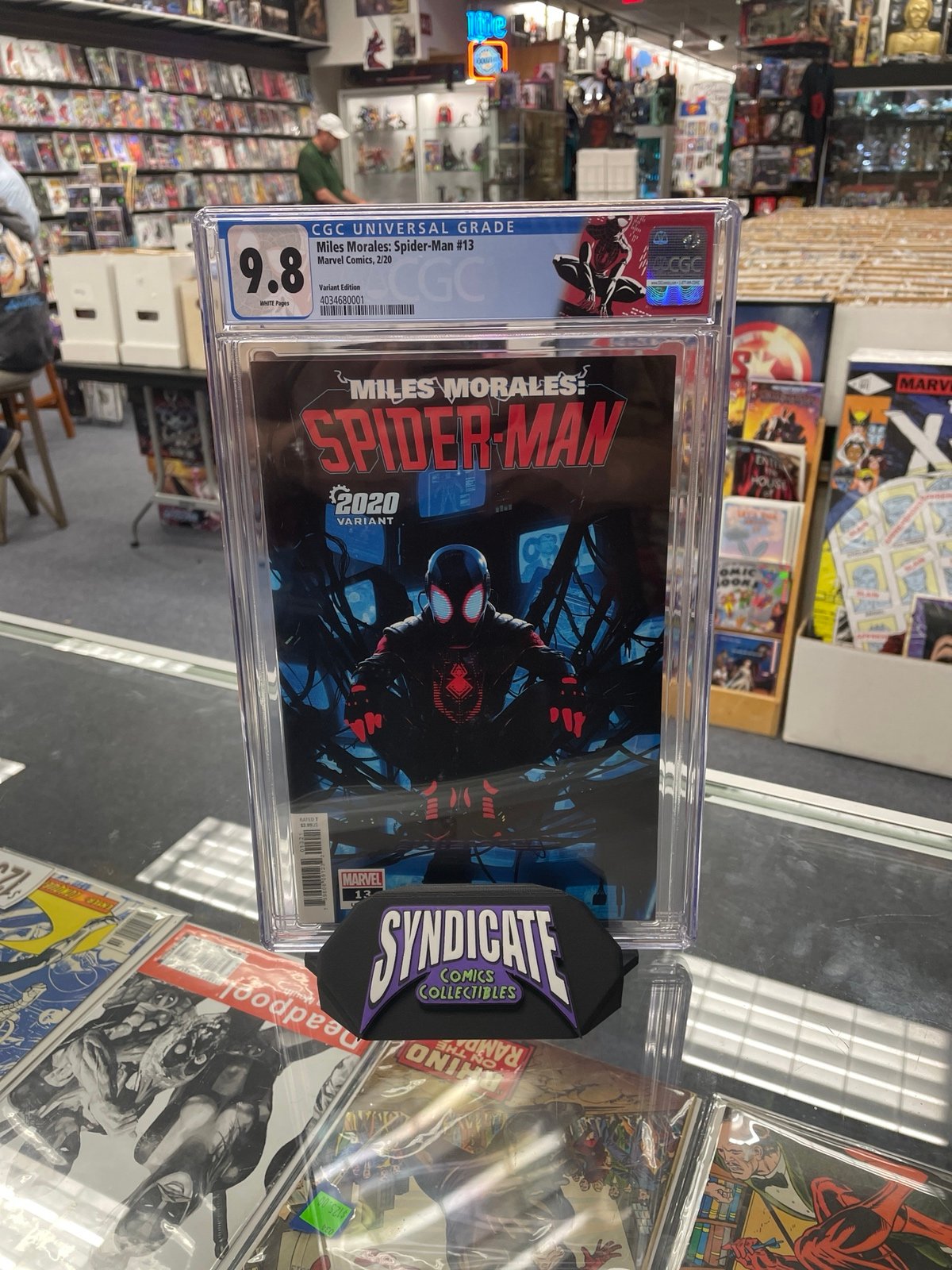 Miles Morales: Spider-Man #13 Lupacchino Variant (CGC 9.8) 1st Billie Morales