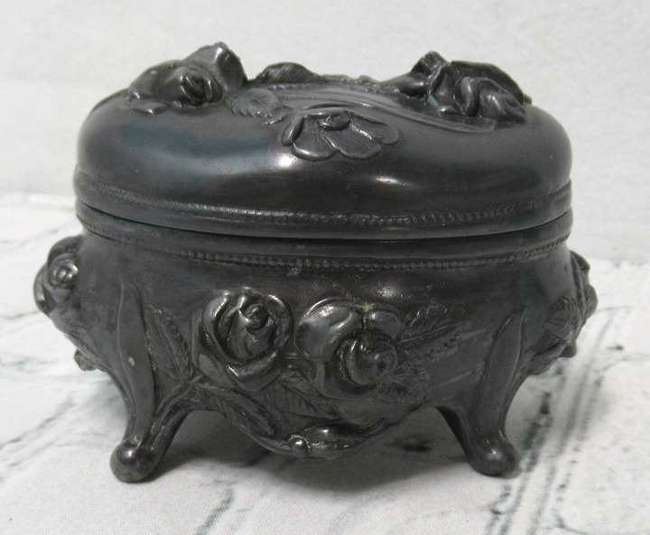 1900’s Stamped Art Nouveau Jewelry Trinket Casket Box Repousse Brainard & Wilson