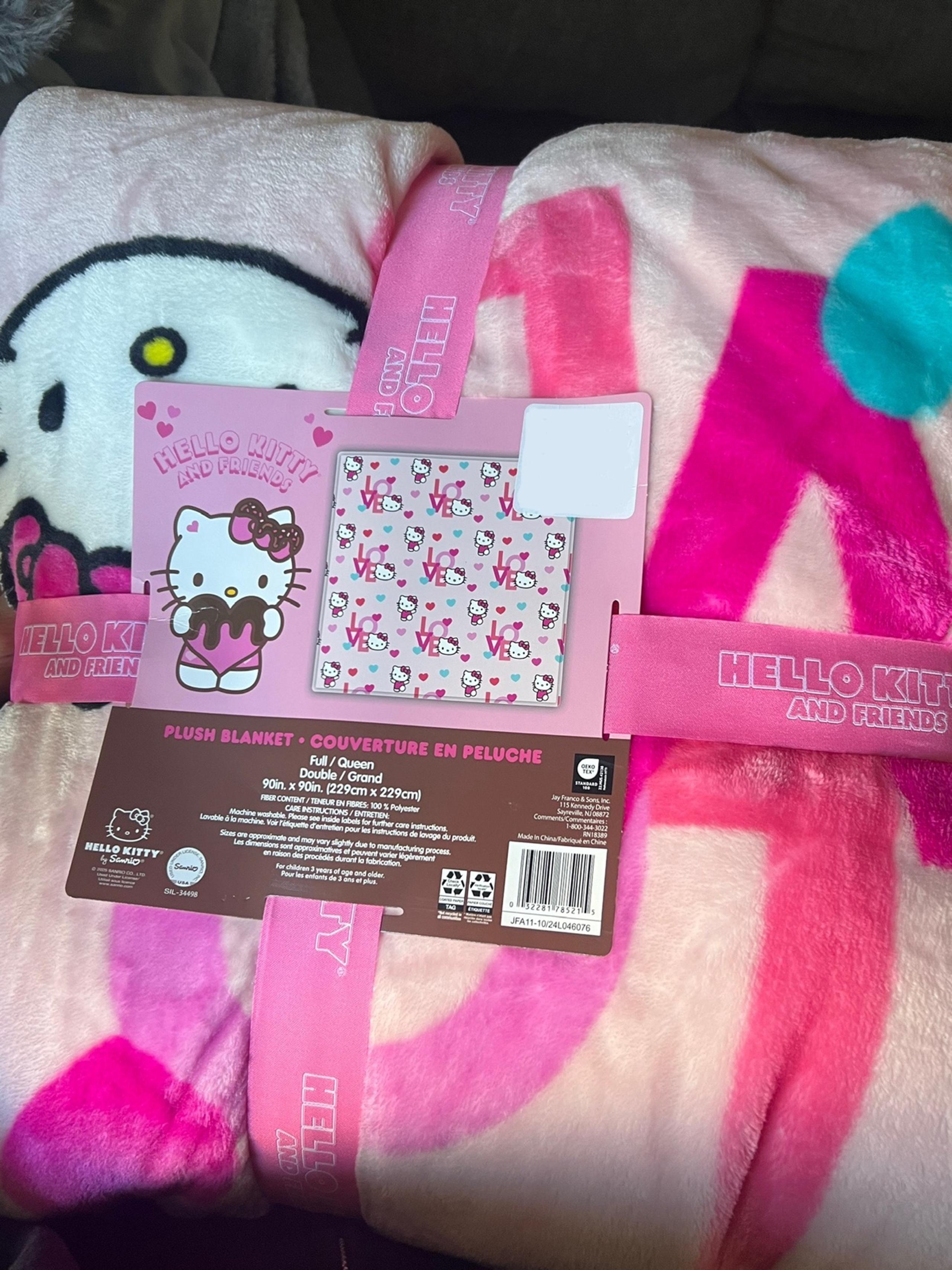 HELLO KITTY LOVE HEARTS BLANKET