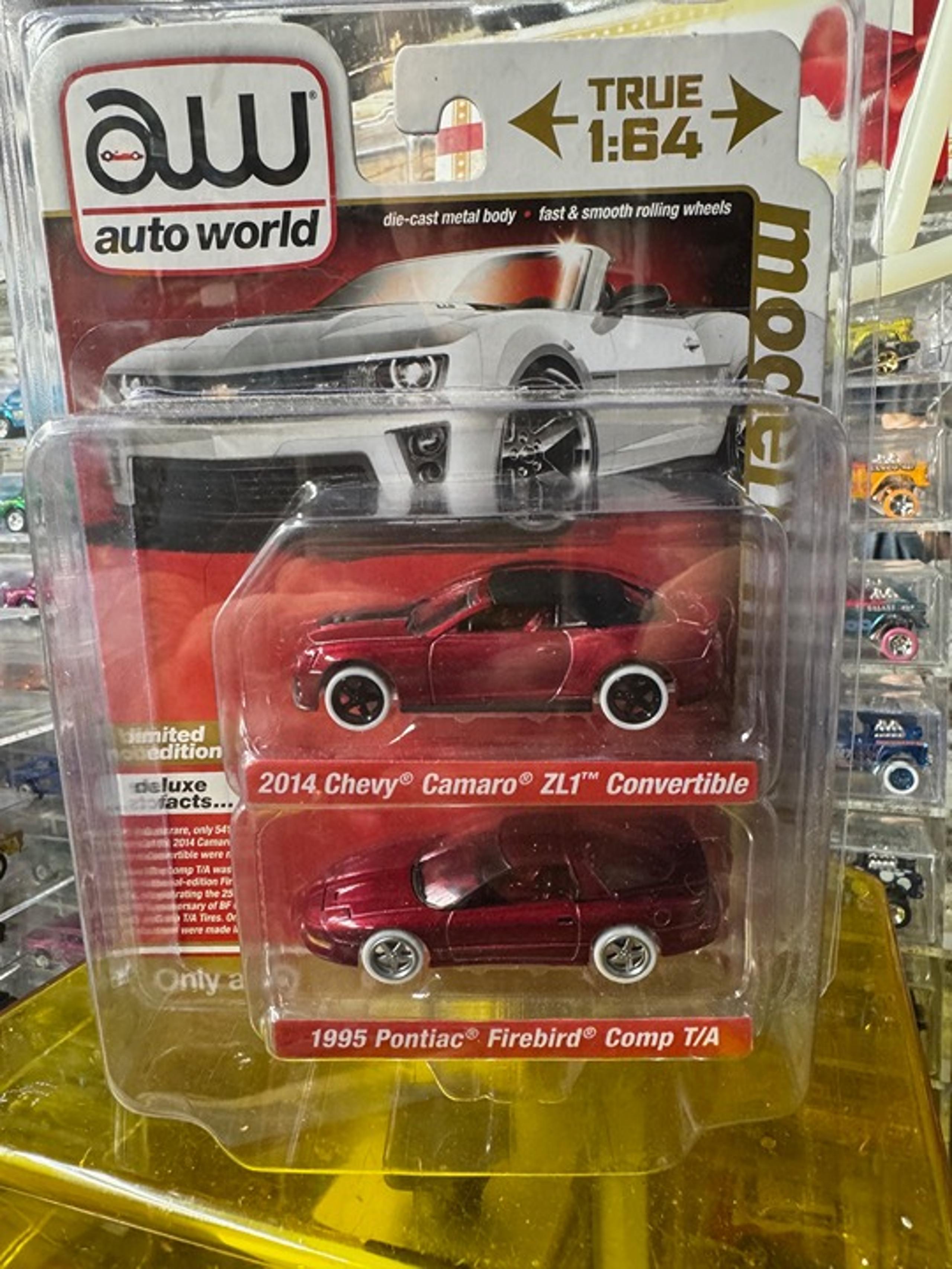 Auto World Chase 2 Car Set - 2014 Chevy Camaro / 1995 Pontiac Firebird