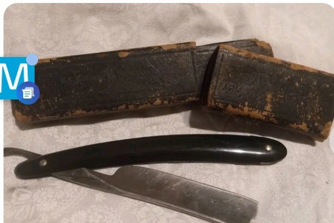 EXTRA HOLLOW GROUND Vintage Imperial Razor .