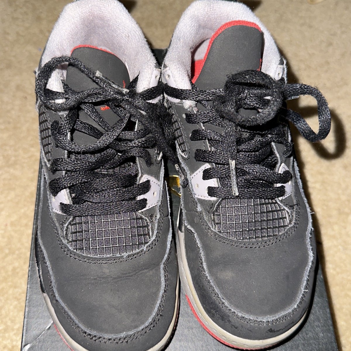 Nike Air Jordan 4 Retro Shoes
