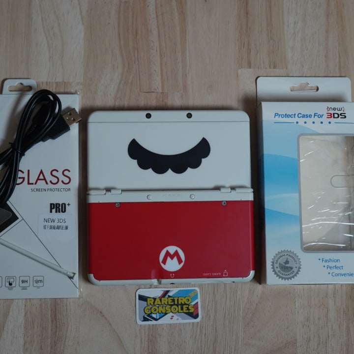 New Nintendo 3DS With No. 047 Mustache Mario Plates W/ 32GB, Charger & 90+ Games