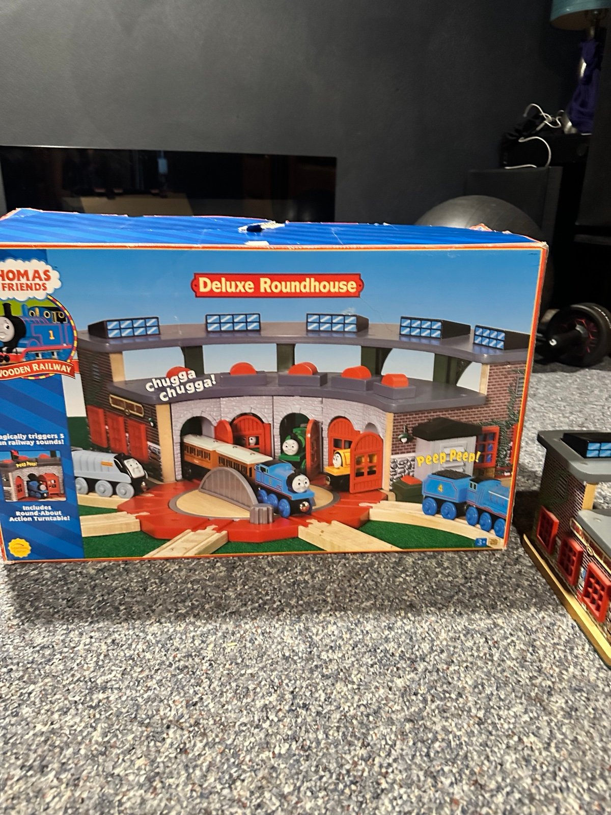 Thomas The Train Thomas & Friends Deluxe Roundhouse Awesome